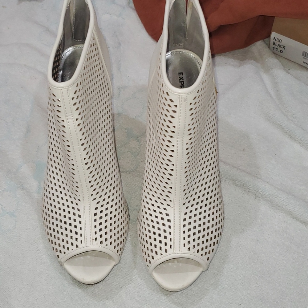 Women's Shoes